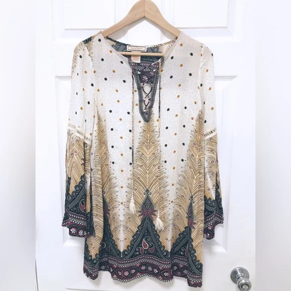 Flying Tomato | Tops | Flying Tomato Cream And Gold Bell Sleeve Tunic Top  Dress Size M Boho Fairy